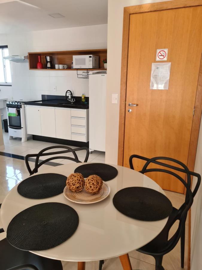 Espetacular!! Apto Na Praia De Itaparica - Com Wi-Fi 360Mbps, Ar Condicionado, Lavadora Lava E Seca, Estacionamento, Globoplay E Cozinha Completa Appartement Vila Velha  Buitenkant foto